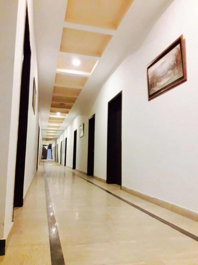 Al-Fateh Hotel لاهور المظهر الخارجي الصورة